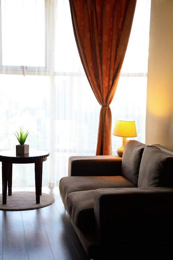 Boutique Hotel Igmas, Prishtina プリシュティナ エクステリア 写真